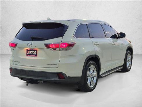 Used 2015 Toyota Highlander Limited Platinum AWD/4WD image 5