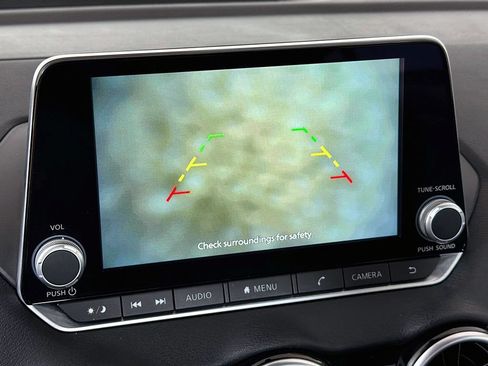Used 2024 Nissan Sentra SV FWD image 29