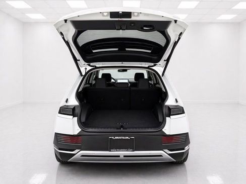 Used 2024 Hyundai Ioniq 5 SEL image 11