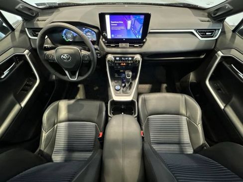 Used 2023 Toyota RAV4 XSE AWD/4WD image 19