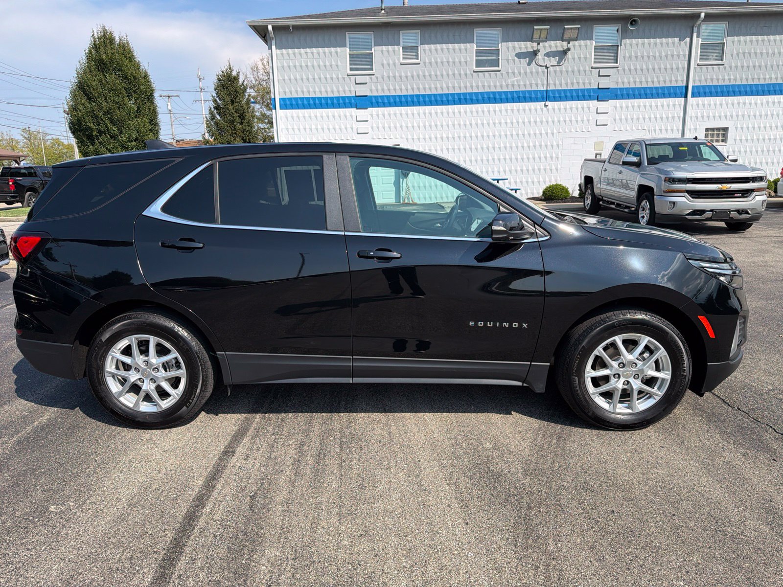 Certified 2024 Chevrolet Equinox LT FWD image 6