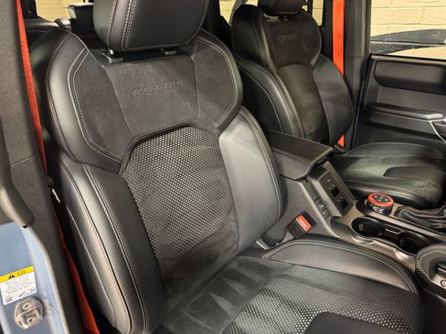 Used 2024 Ford Bronco Raptor AWD/4WD image 34