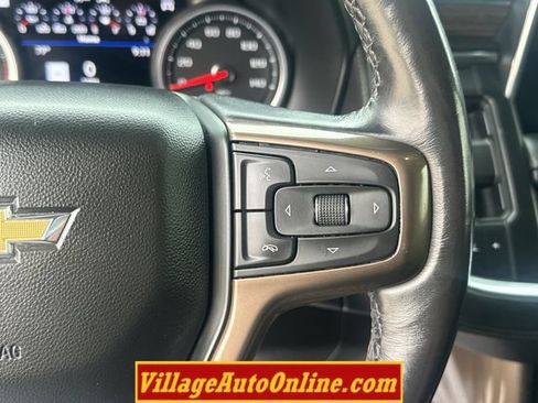Used 2021 Chevrolet Suburban High Country w/ Premium Package AWD/4WD image 33