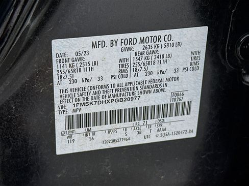Used 2023 Ford Explorer XLT w/ Equipment Group 202A image 12