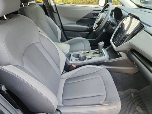 Used 2025 Subaru Crosstrek 2.5i Premium AWD/4WD image 19
