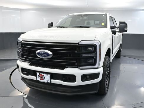 Used 2025 Ford F250 Platinum AWD/4WD image 12