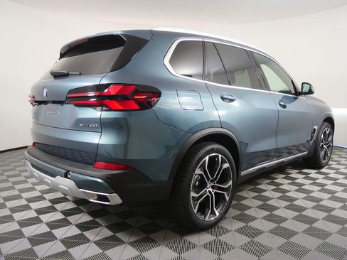 New 2026 BMW X5 xDrive40i AWD/4WD image 3