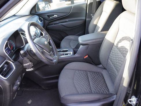 Used 2019 Chevrolet Equinox LT AWD/4WD image 4