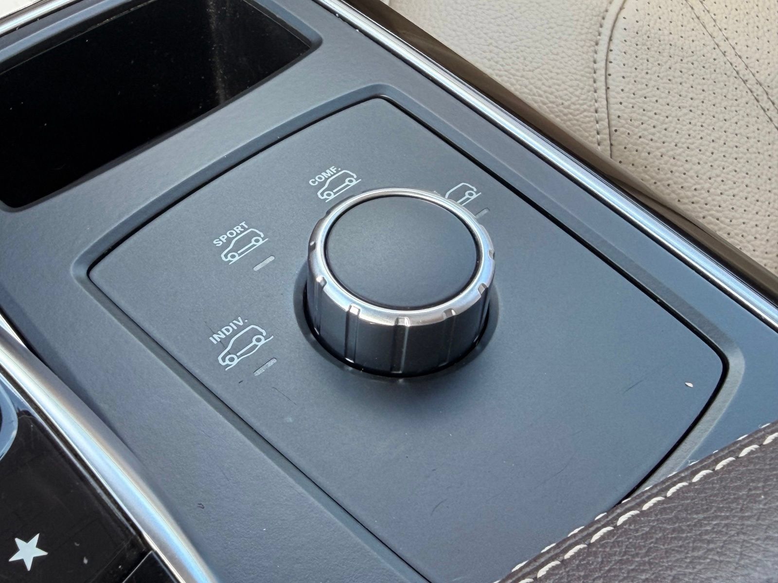 Used 2018 Mercedes-Benz GLE 350 image 27