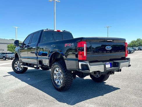 Used 2024 Ford F250 Lariat w/ Chrome Package AWD/4WD image 6
