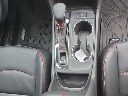 Used 2024 Chevrolet Equinox RS w/ RS Leather Package image 9