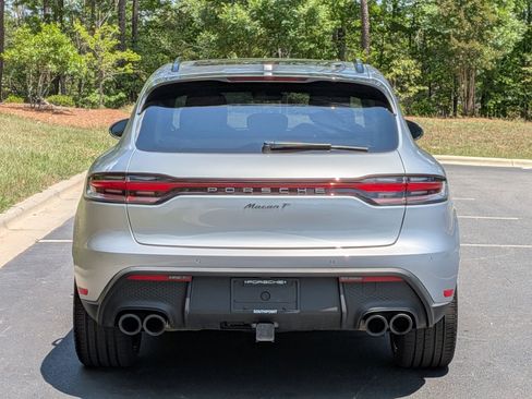 Certified 2025 Porsche Macan Turbo AWD/4WD image 28