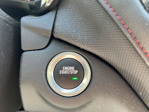 Used 2024 Chevrolet Equinox RS image 31