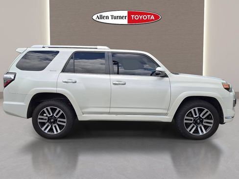 Used 2016 Toyota 4Runner Limited AWD/4WD image 5