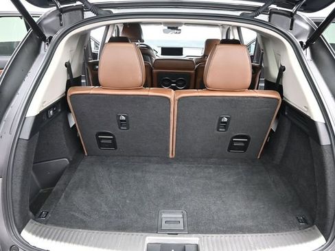 Used 2023 Acura MDX SH-AWD w/ Advance Package image 21