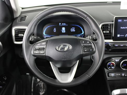 Certified 2026 Hyundai Venue SEL FWD image 21