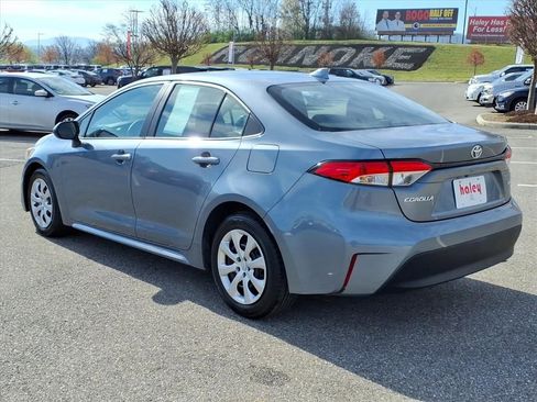 Certified 2025 Toyota Corolla LE image 6