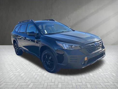 Used 2022 Subaru Outback Wilderness w/ Wilderness Package image 8