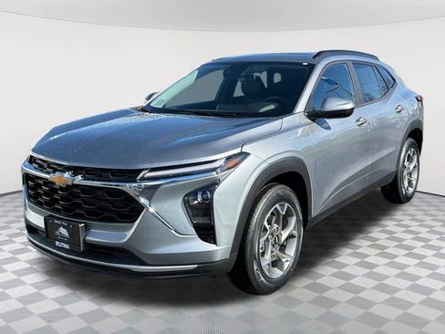 New 2026 Chevrolet Trax LT image 1