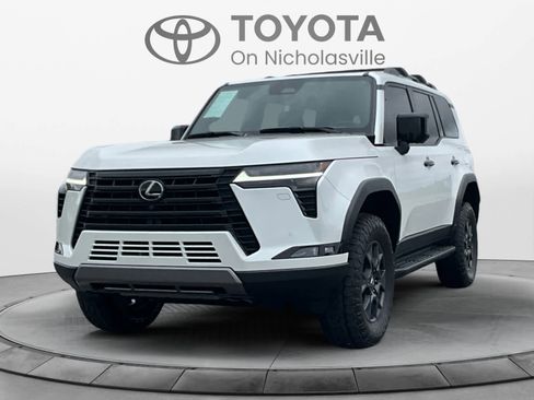 Used 2025 Lexus GX 550 AWD/4WD image 1