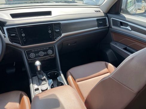 Certified 2022 Volkswagen Atlas SE AWD/4WD image 9