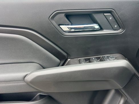 New 2026 Chevrolet Colorado LT RWD image 11