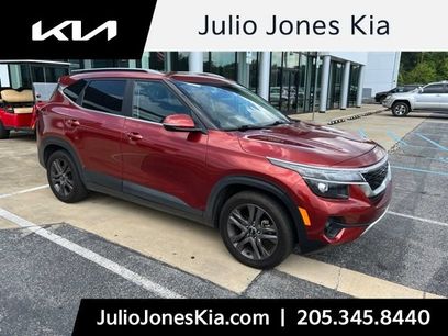 Used 2023 Kia Seltos S w/ Navigation Package