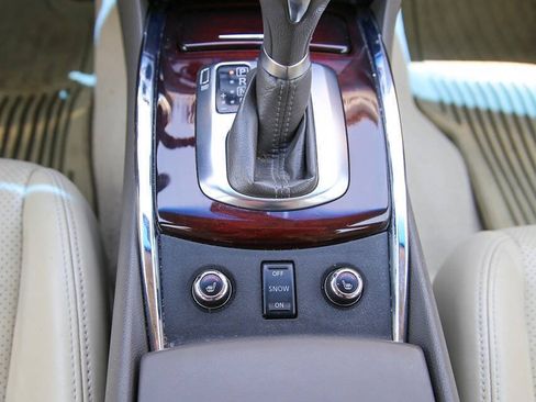 Used 2010 INFINITI G37 x Sedan w/ Premium Pkg AWD/4WD image 32
