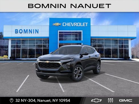 New 2026 Chevrolet Trax LT w/ LT Convenience Package FWD image 1