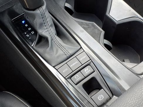 Certified 2025 Toyota Camry LE image 27