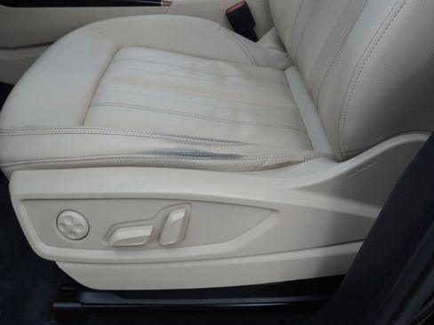 Used 2021 Audi Q5 2.0T Premium AWD/4WD image 23