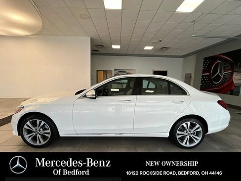Used 2019 Mercedes-Benz C 300 4MATIC Sedan image 4