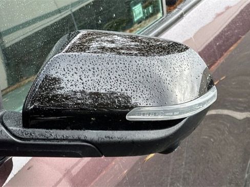 Used 2024 GMC Acadia Elevation image 53