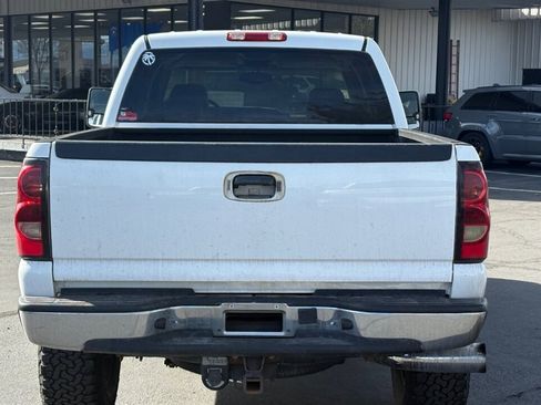 Used 2004 Chevrolet Silverado 2500 LT w/ Skid Plate Package image 3