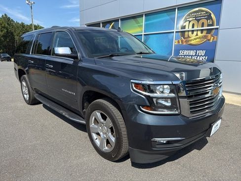 Certified 2020 Chevrolet Suburban Premier w/ Premier 6.2L Value Package image 1