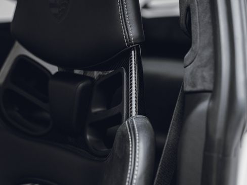 Used 2018 Porsche 911 GT3 RWD image 34