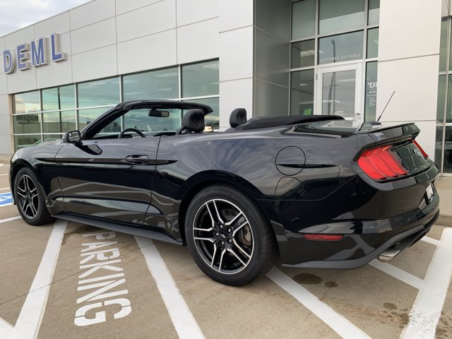 Certified 2018 Ford Mustang Premium w/ Equipment Group 201A RWD image 4