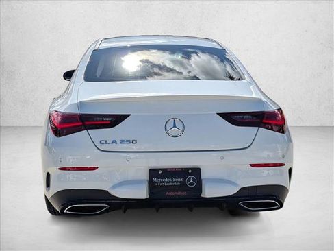 Used 2025 Mercedes-Benz CLA 250 image 7
