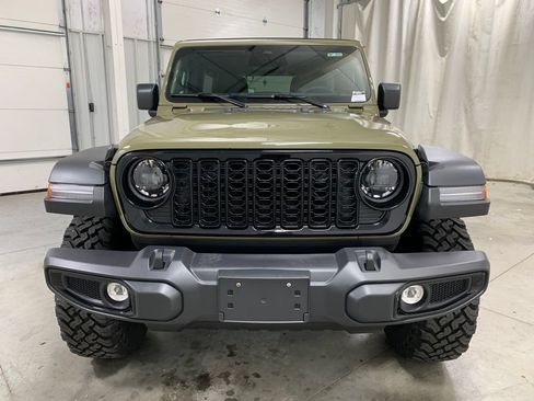 Used 2026 Jeep Wrangler Unlimited Sport AWD/4WD image 15