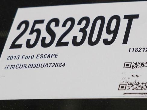 Used 2013 Ford Escape Titanium w/ Class II Trailer Tow Pkg AWD/4WD image 30