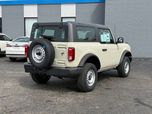 New 2026 Ford Bronco 2-Door AWD/4WD image 7