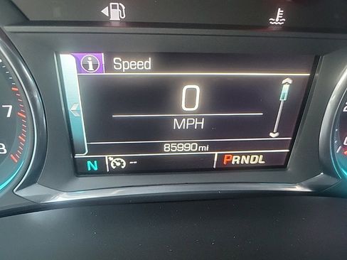 Used 2018 Chevrolet Traverse LT image 8