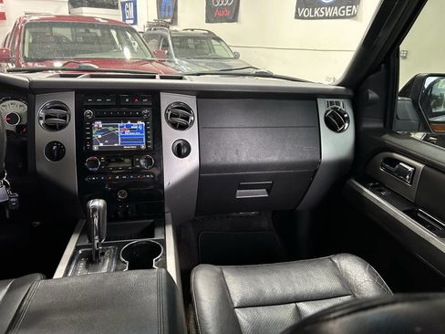 Used 2013 Ford Expedition EL Limited AWD/4WD image 30