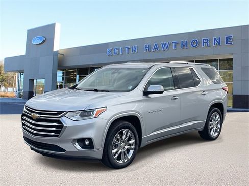Used 2021 Chevrolet Traverse High Country image 4