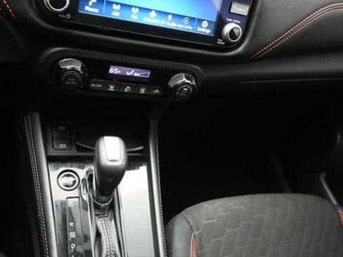 Used 2023 Nissan Kicks SR w/ Exterior Package FWD image 23