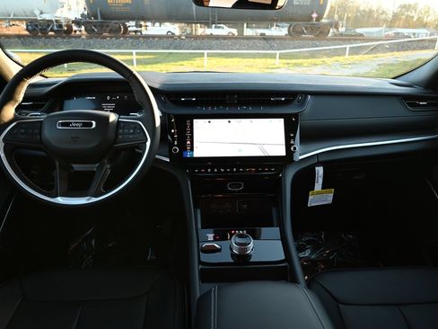 New 2026 Jeep Grand Cherokee Limited AWD/4WD image 20