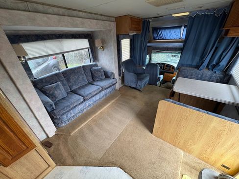 Used 1995 Ford E-350 and Econoline 350 image 32