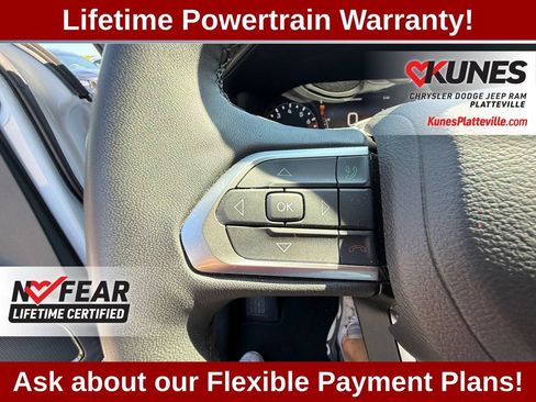 Used 2025 Jeep Compass Limited AWD/4WD image 16