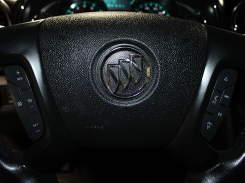 Used 2013 Buick Enclave Leather FWD image 19