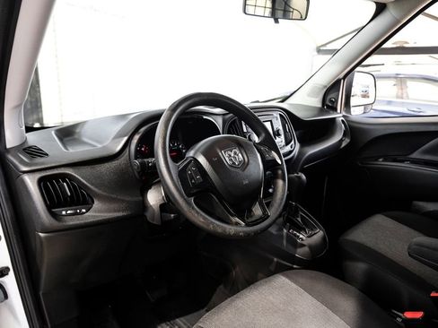 Used 2022 RAM ProMaster City Tradesman w/ Window Group 04 image 2